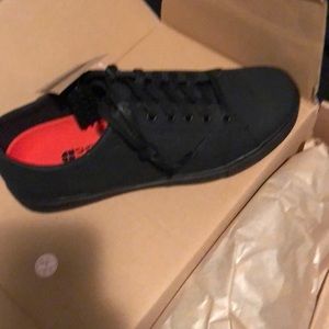 Never worn black non slip work shoes